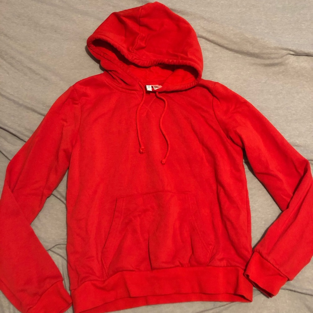 Hooded sweater